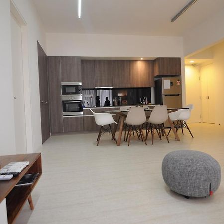 By The Sea@ Cozy Beachfront Home Batu Feringgi Exterior foto