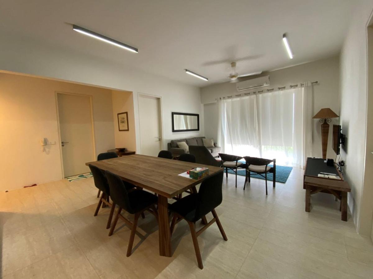 By The Sea@ Cozy Beachfront Home Batu Feringgi Exterior foto
