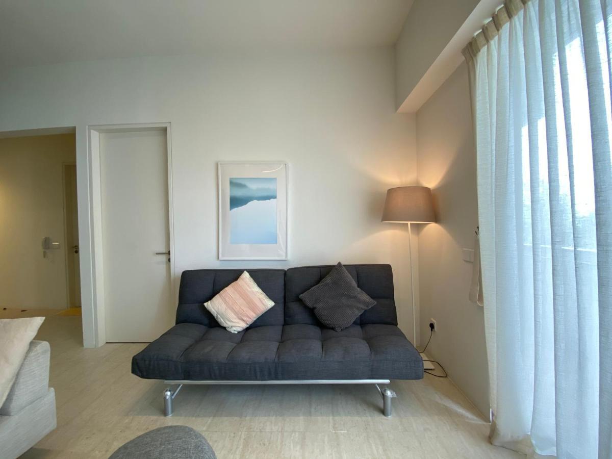 By The Sea@ Cozy Beachfront Home Batu Feringgi Exterior foto